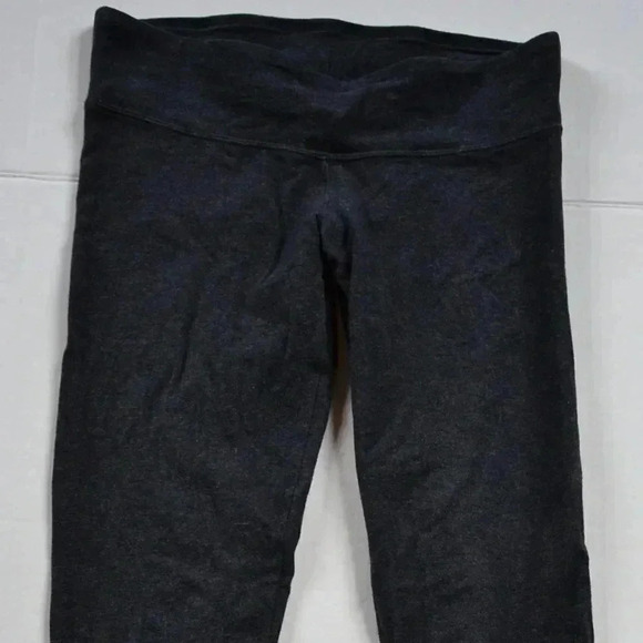 TNA  Capri Leggings - Picture 2 of 4